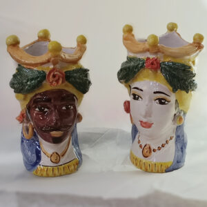 Teste di Moro Uomo o Donna Smaltata e Decorata con Corona e Foglie sul Turbante